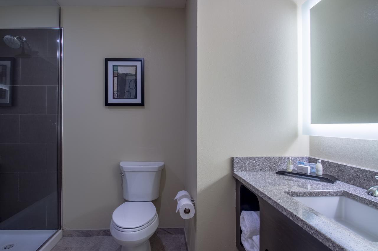 Cobblestone Inn & Suites - St Marys St. Marys Buitenkant foto